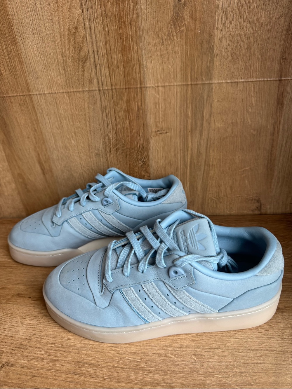 adidas Rivalry Low Lux Clear Blue Nubuck Sneakers Women’s 9 IH0351